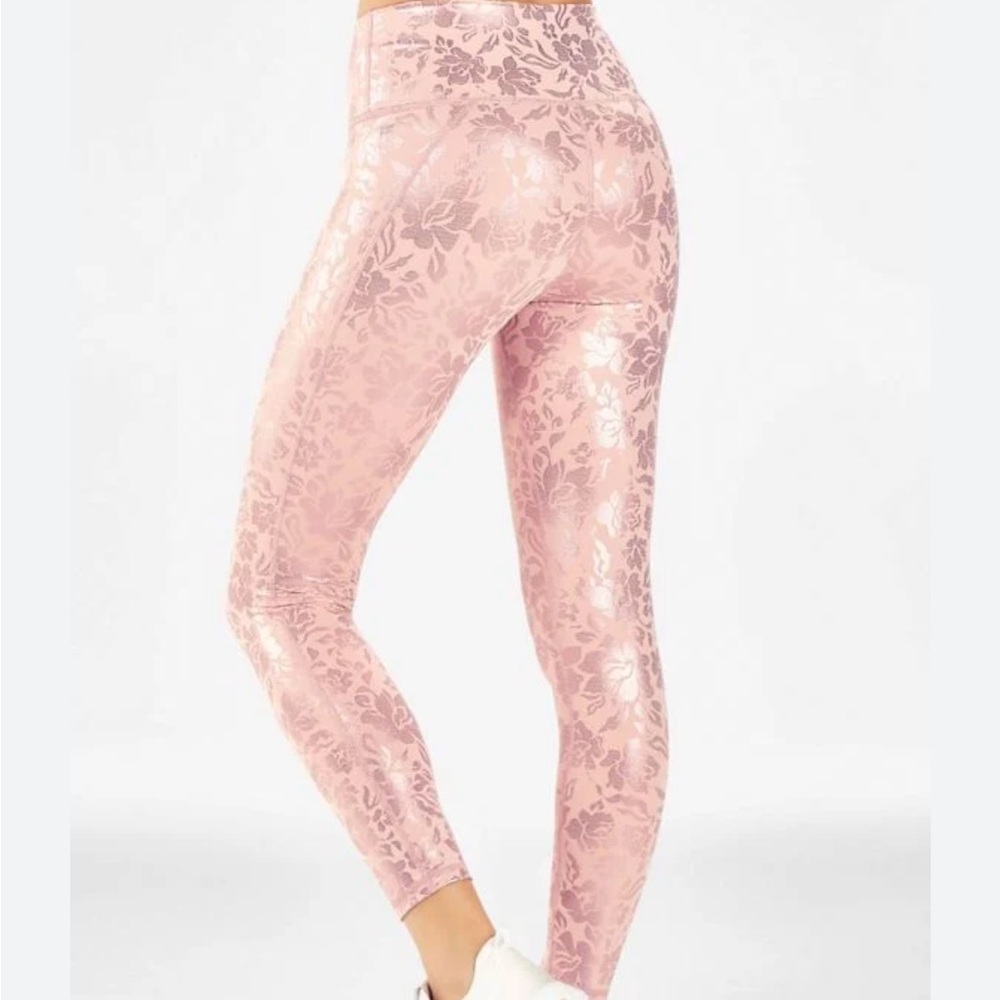 Oasis PureLuxe High-Waisted 7/8 Legging small pink foil roses